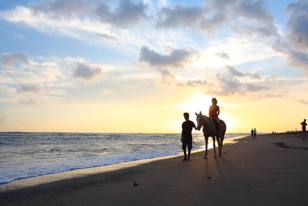 Lebak Bali Residence Canggu  Bagian luar foto